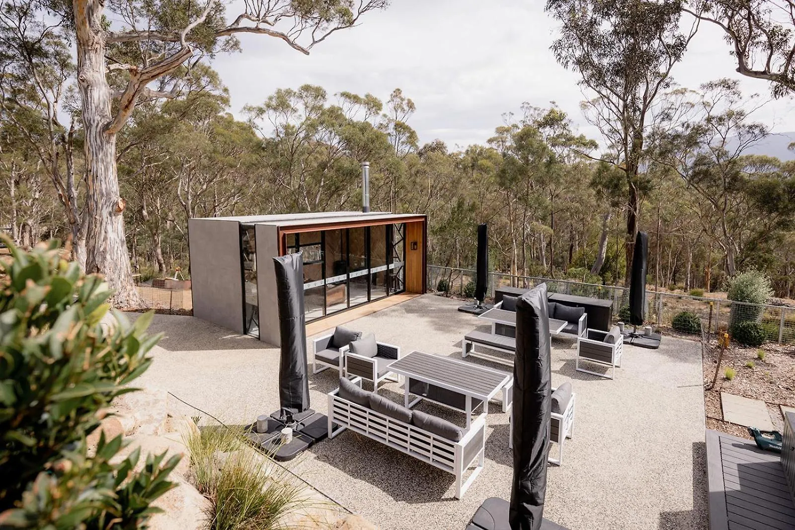 Luxe Hobart Villa - Boxwood