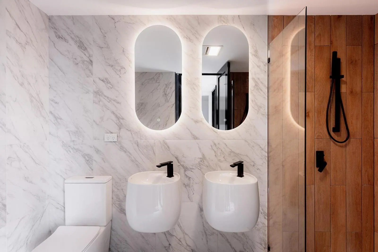 Luxe Hobart Villa - Boxwood 0*,