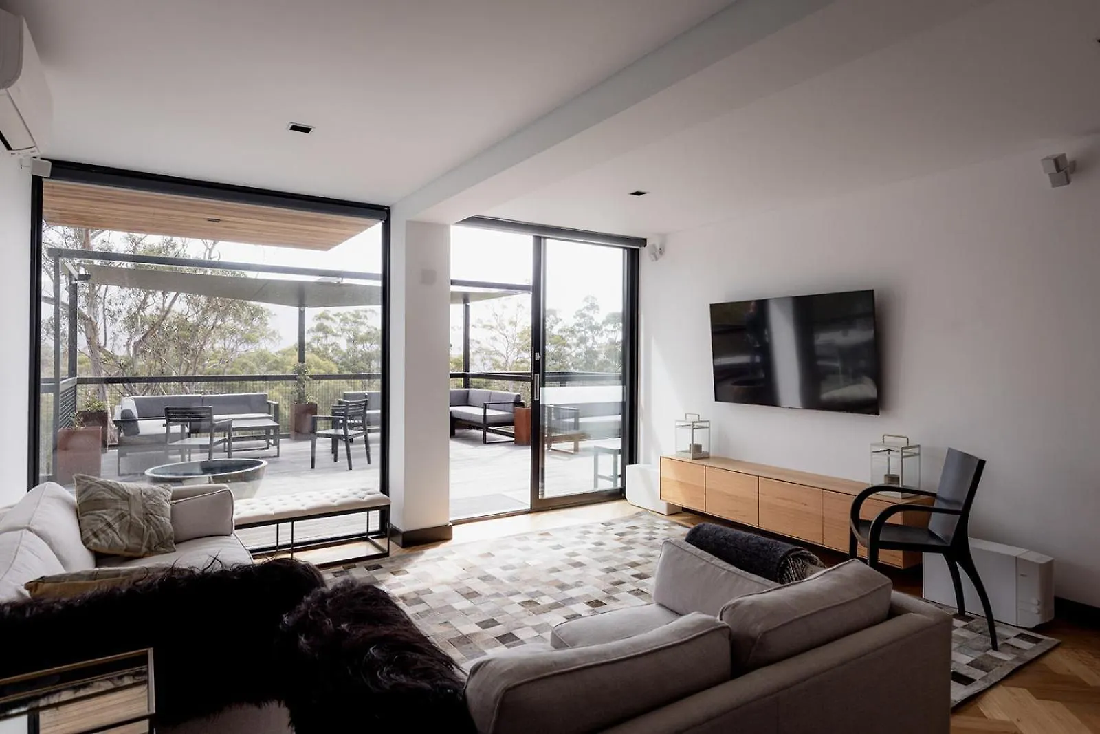 Luxe Hobart Villa - Boxwood 0*,